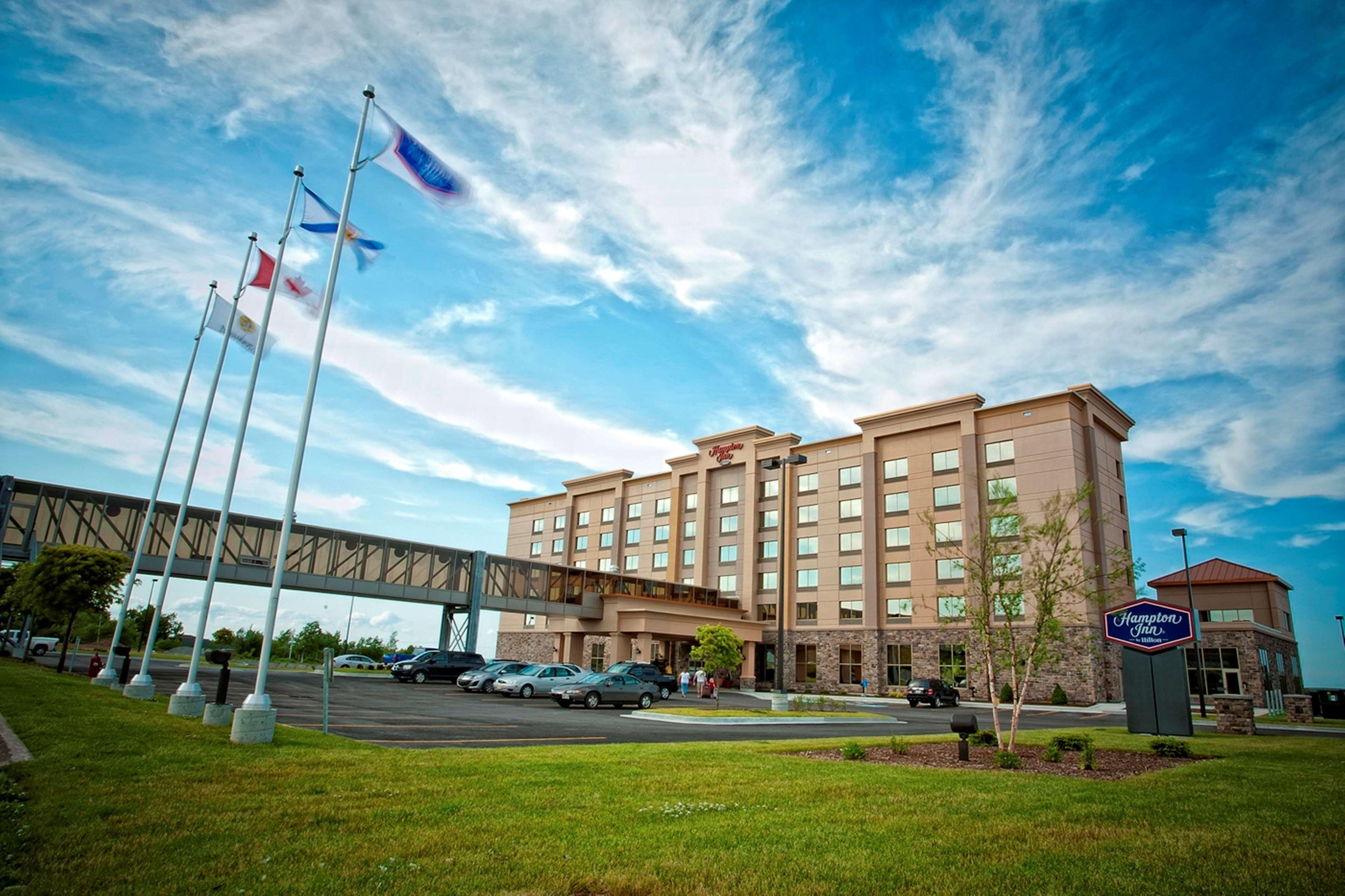 Hampton Inn Сидней Экстерьер фото